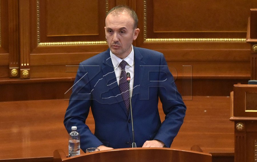 Mustafa: Qeveria të tregojë nëse do të ulen çmimet pas miratimit të ligjit për çmimet tavan