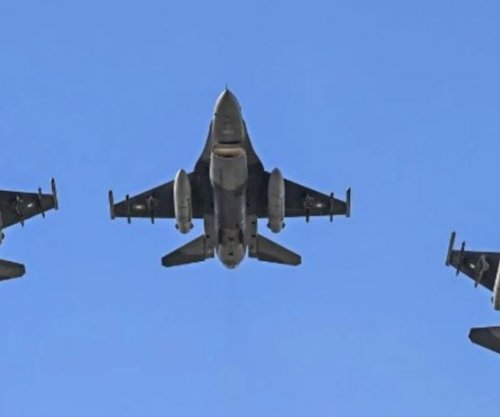 Aeroplanë luftarakë pakistanezë vendosen në Arabinë Saudite