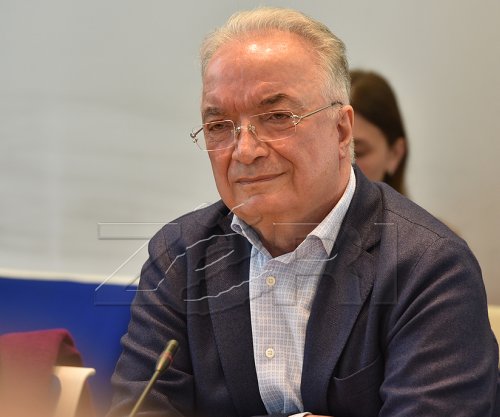 Haliti: Është blerje vote shpërndarja e parave në fushatë