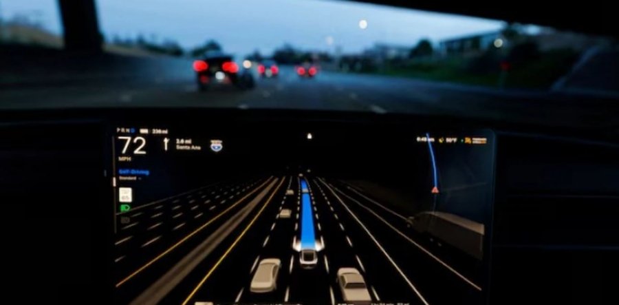 Holanda hap rrugën për teknologjinë autonome të Teslas në BE