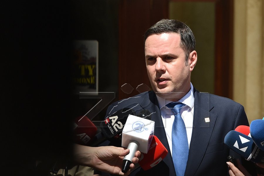 Abdixhiku: LDK-ja nuk mbështet skenar ku tri pozitat kryesore i takojnë një partie