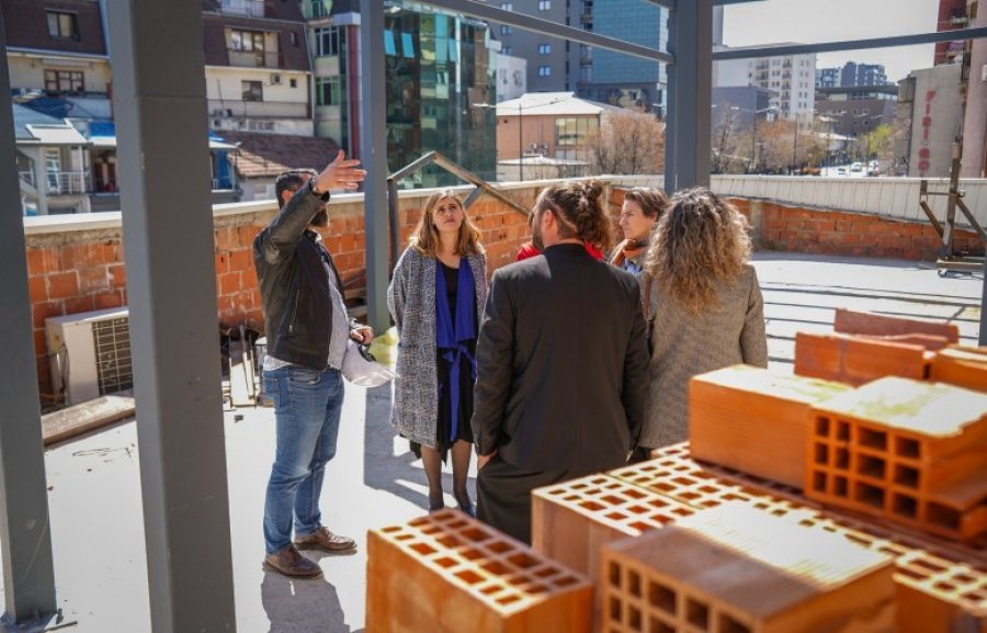 Bogujevci inspekton punimet në restaurimin e Teatrit Kombëtar të Kosovës