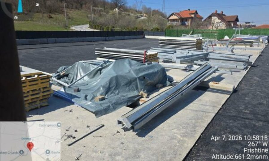 Prishtinasi e demolon vetë ndërtimin, Rama: Të gjitha ndërtimet pa leje do të rrënohen, për t’i shmangur pasojat, bëjeni vetë