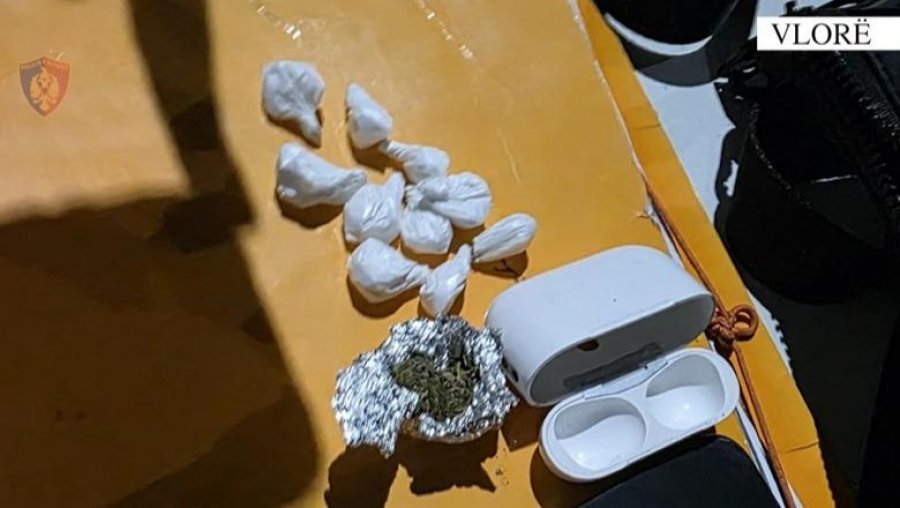 arrestohet-17-vjecari-ne-vlore-iu-gjeten-10-qese-me-kokaine