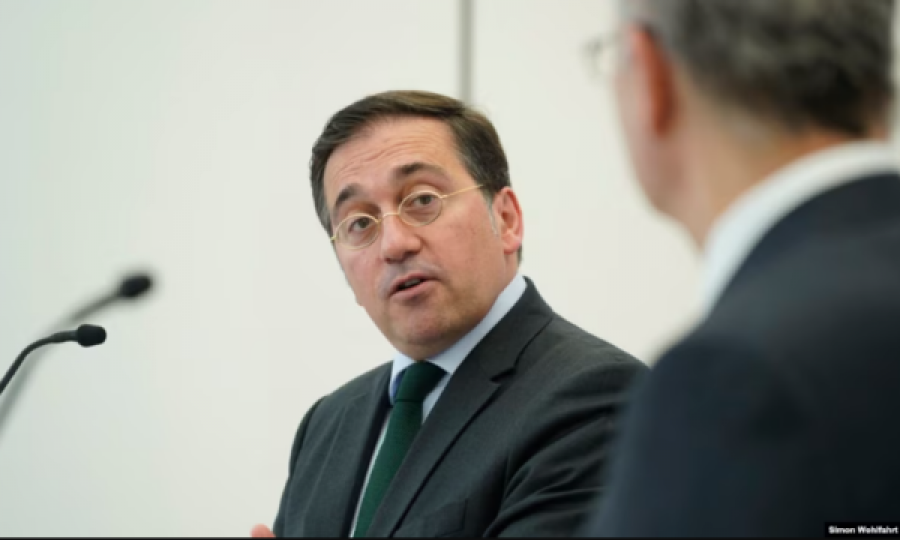 Spanja rihap ambasadën në Teheran