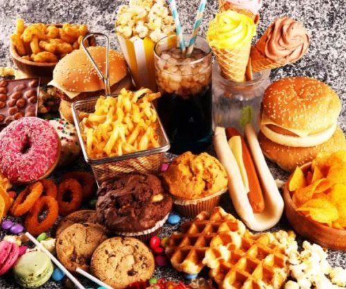 Ushqimet ultra të përpunuara lidhen me rritjen e rrezikut për kancer në mushkëri