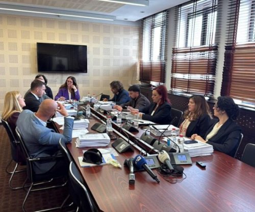 “Kur flas unë, ti ndalesh” - përplasje mes Musliut dhe Kryeziut në Komisionin për Bordin e RTK-së