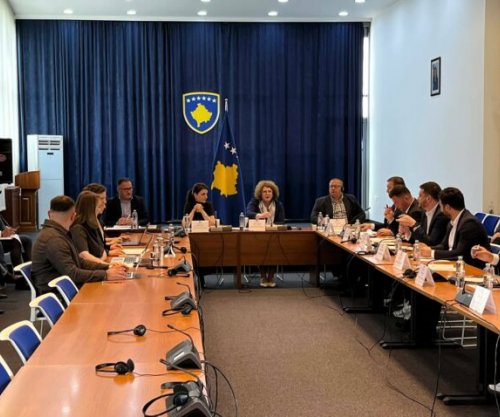 Komisioni për Ekonomi shtyn shqyrtimin e Ligjit për mbrojtjen e konsumatorit