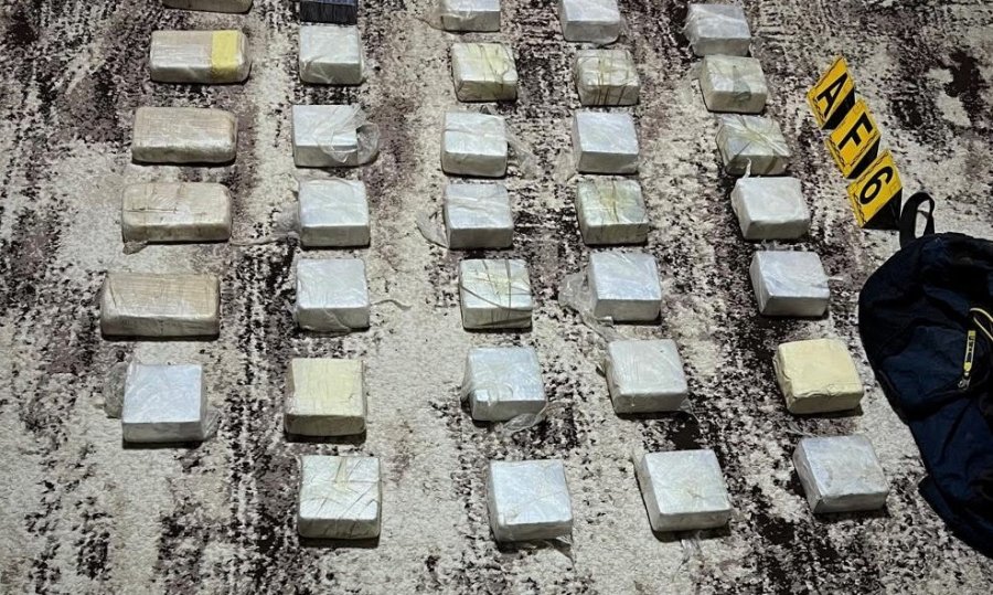 Arrestohen katër persona gjatë operacionit antidrogë në Ferizaj  sekuestrohen mbi 17 kg heroinë