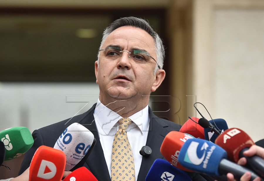 Tahiri  Kosova rrezikon të hyjë prapë në bllokadë institucionale