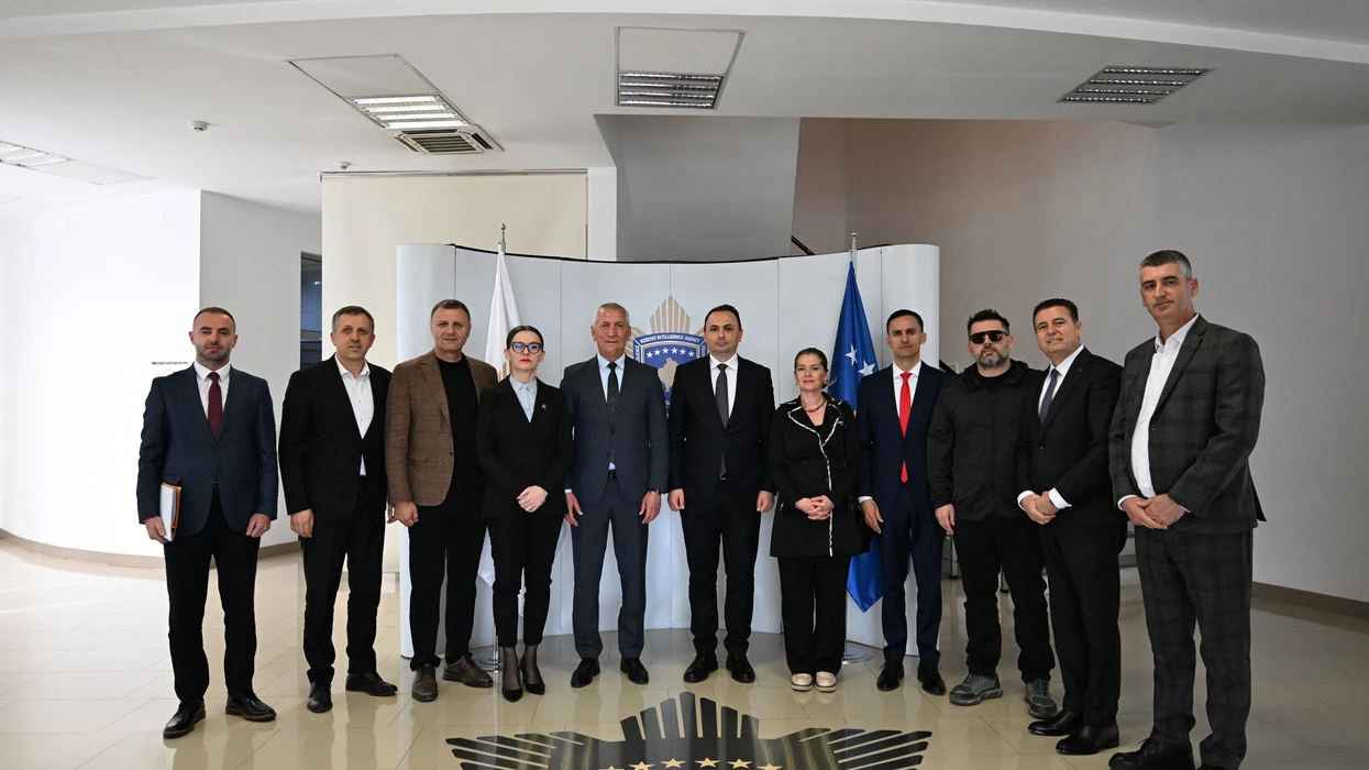 Komisioni parlamentar viziton AKI në  fokus funksionimi dhe sfidat e sigurisë