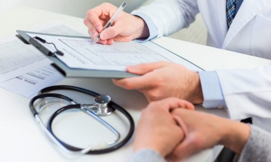 Rikthimi i Ligjit për sigurime shëndetësore  ish ministrat skeptikë  Rrezikon të mbetet vetëm në letër