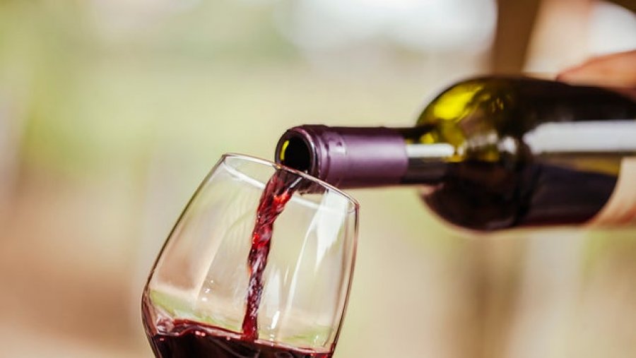 vera-e-kuqe-e-persosur-per-dezinfektimin-e-mikrobeve-te-keqija