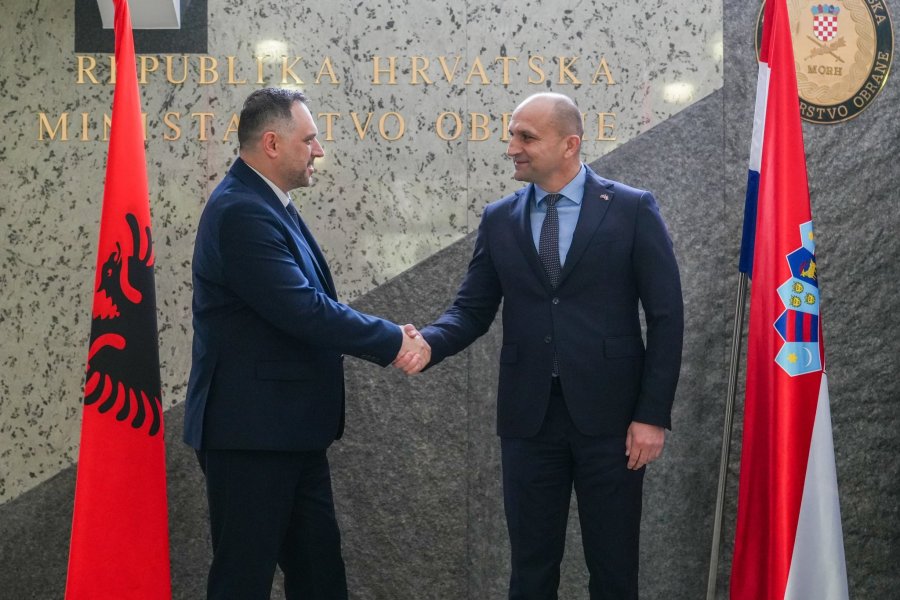 Shqipëria e Kroacia pajtohen për forcimin e mbrojtjes  mohojnë pretendimet e Serbisë