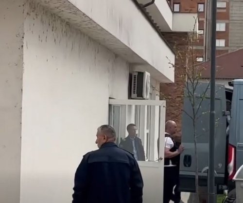 Trupat e tri viktimave nga Malisheva dërgohen në Institutin e Mjekësisë Ligjore [video]