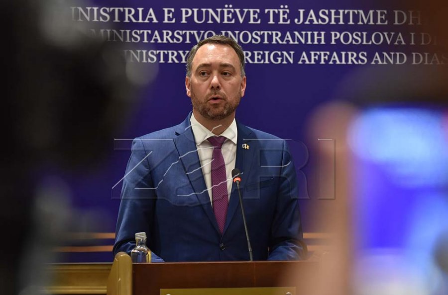  Shkeljet e të drejtave ndaj ish krerëve të UÇK së   flet ministri belg
