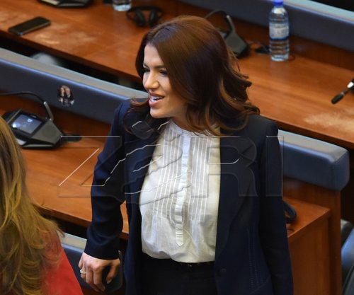 Dy vetura në vlerë 108 mijë euro, banesë e kat shtëpie mbi 313 mijë euro - pasuria e deputetes Edona Llalloshi