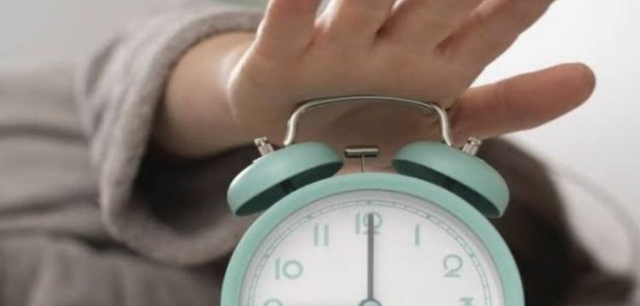 pse-zgjohesh-para-alarmit-ja-sekreti-qe-fsheh-trupi-yt-pa-e-kuptuar