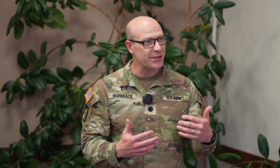 Ushtaraku amerikan për tryezën e dialogut ndërfetar  Mesazh i rëndësishëm jo vetëm për Kosovën  por edhe për botën