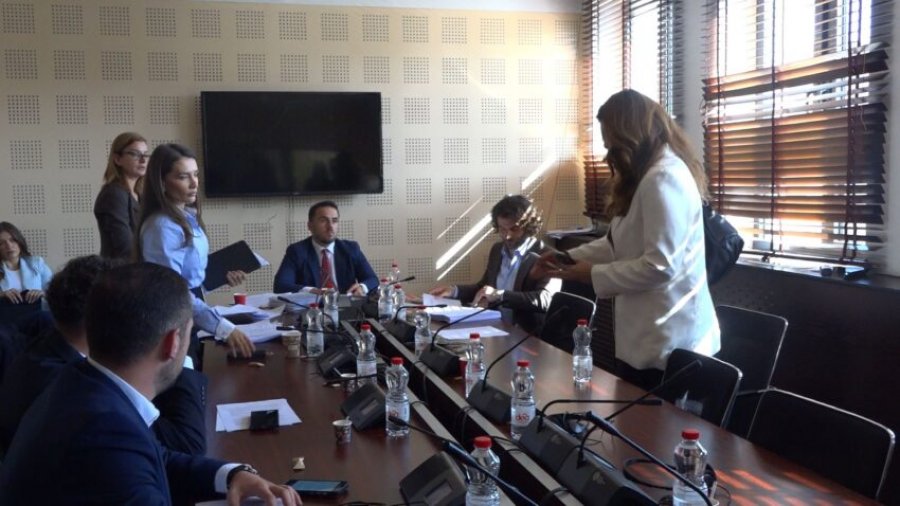 Dështon mbledhja e Komisionit për anëtar të KPM-së, shkak mungesa e kuorumit