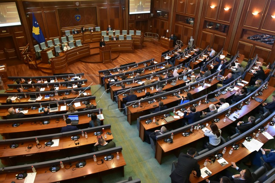 Kuvendi nesër në seancë të jashtëzakonshme për çmimin e energjisë elektrike