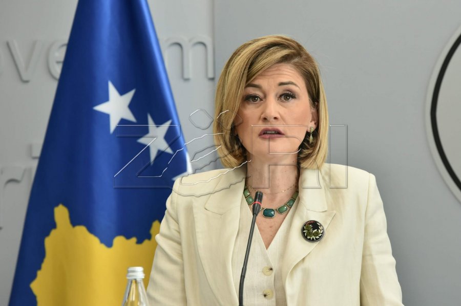 Pse Osmani nuk u propozua për presidente nga VV ja    flet Kusari Lila
