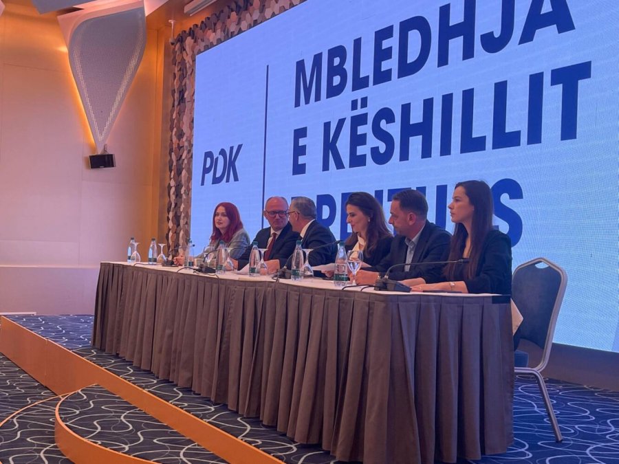 PDK-ja mbledh Këshillin Drejtues, në fokus zhvillimet politike