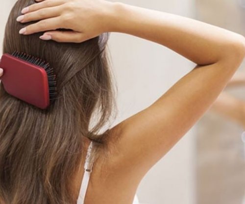 Moda popullore për flokët mund të çojë në rrallim dhe thinja