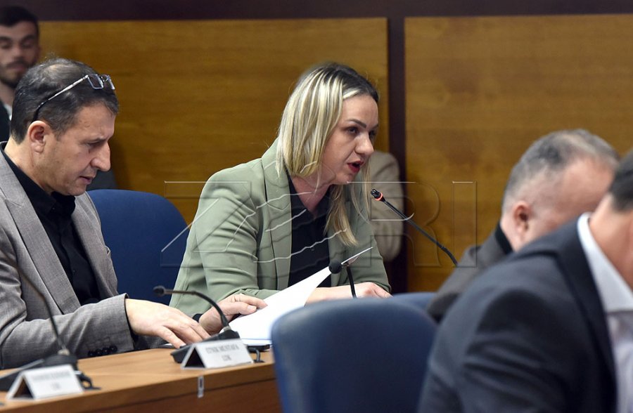 Perparim Rama emëron Jeta Rafunën drejtoreshë të Bujqësisë në Kryeqytet