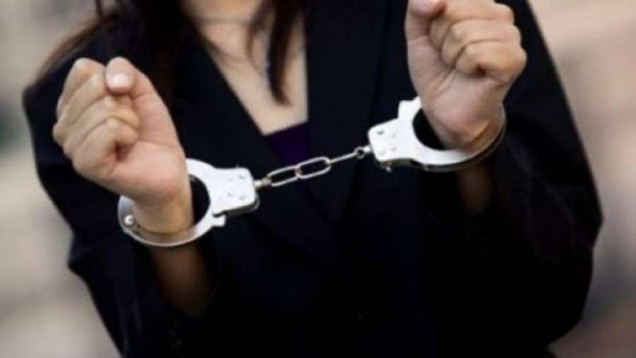 Arrestohet një grua në Pejë  dyshohet se ia vodhi mbi 176 mijë dollarë mërgimtarit nga SHBA ja