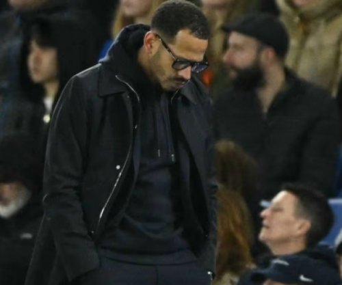 Zyrtare: Chelsea shkarkon Liam Roseniorin