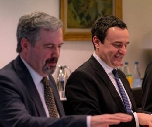 Kurti emëron ambasadorin Agron Bajrami kryenegociator në dialogun me Serbinë