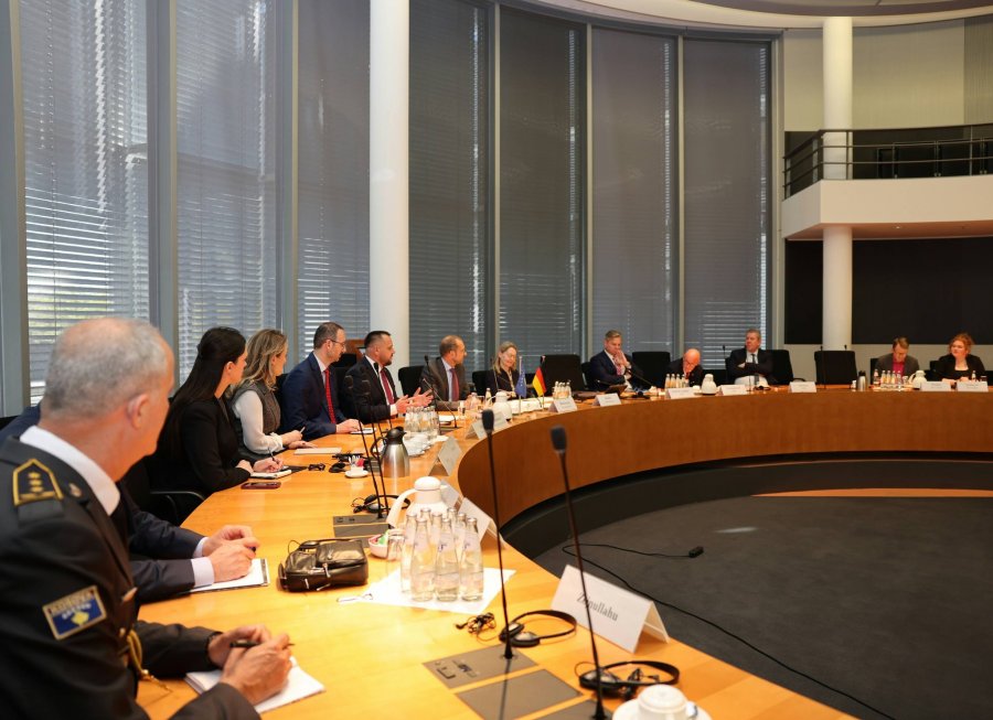 Maqedonci në Gjermani: Anëtarësimi në NATO mbetet objektiv strategjik i Kosovës