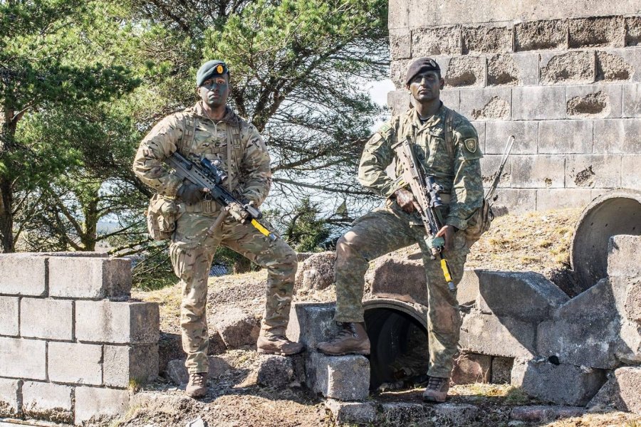 Oficeri i FSK së shkëlqen në trajnim elitar në Mbretërinë e Bashkuar