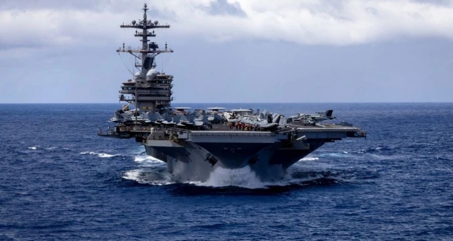 Aeroplanmbajtësja  George Bush  mbërrin në Lindjen e Mesme