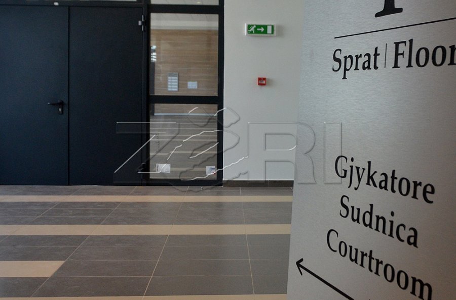 Shtyhet seanca për krime lufte ndaj dy të akuzuarve  shkak mosdërgimi i urdhëresës për Njësinë e Transportit të të akuzuarve