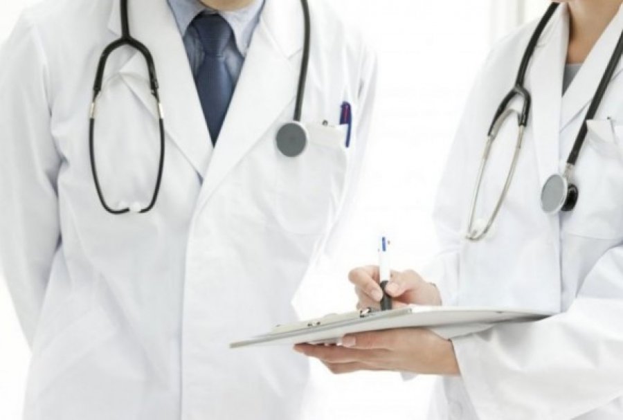 Punëdhënësit nga Gjermania takohen me infermierët dhe teknikët medicinalë në Kosovë