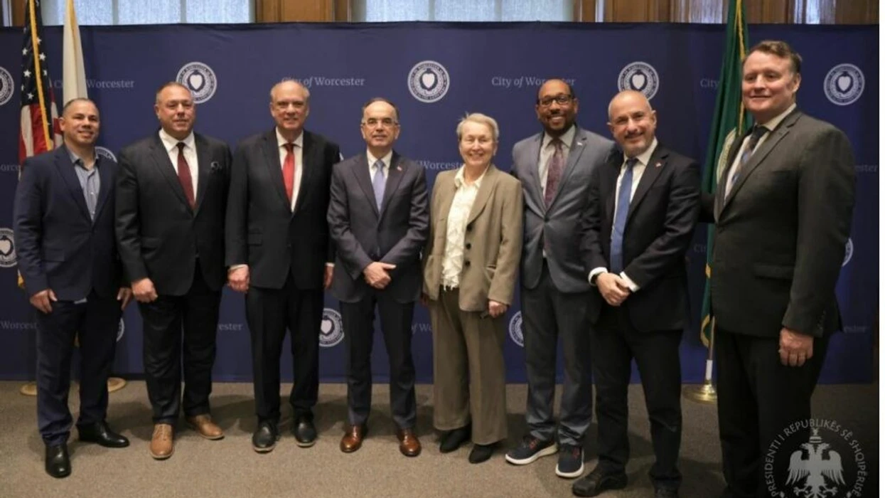 Begaj vizitë në Boston  vlerëson rolin e diasporës