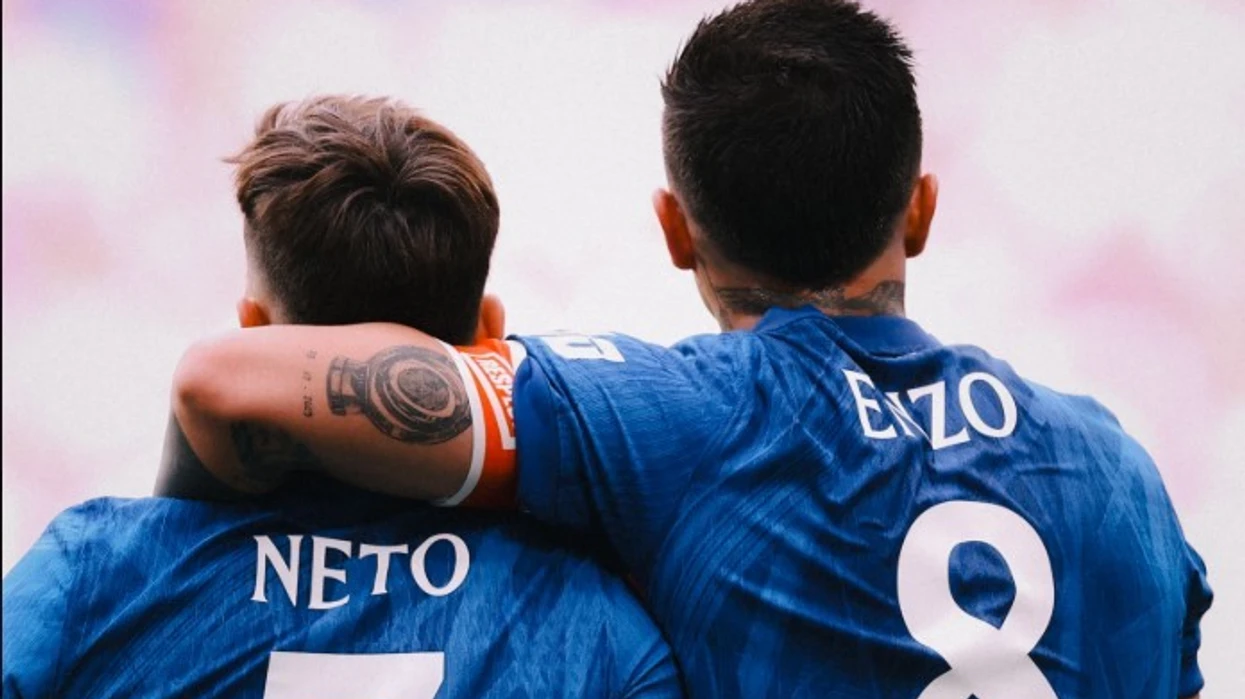 Chelsea eliminon Leeds Utd, kualifikohet në finale të FA Cup