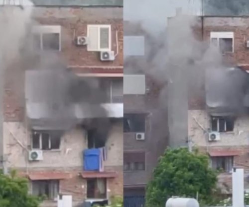 Përfshihet nga zjarri një banesë në Elbasan