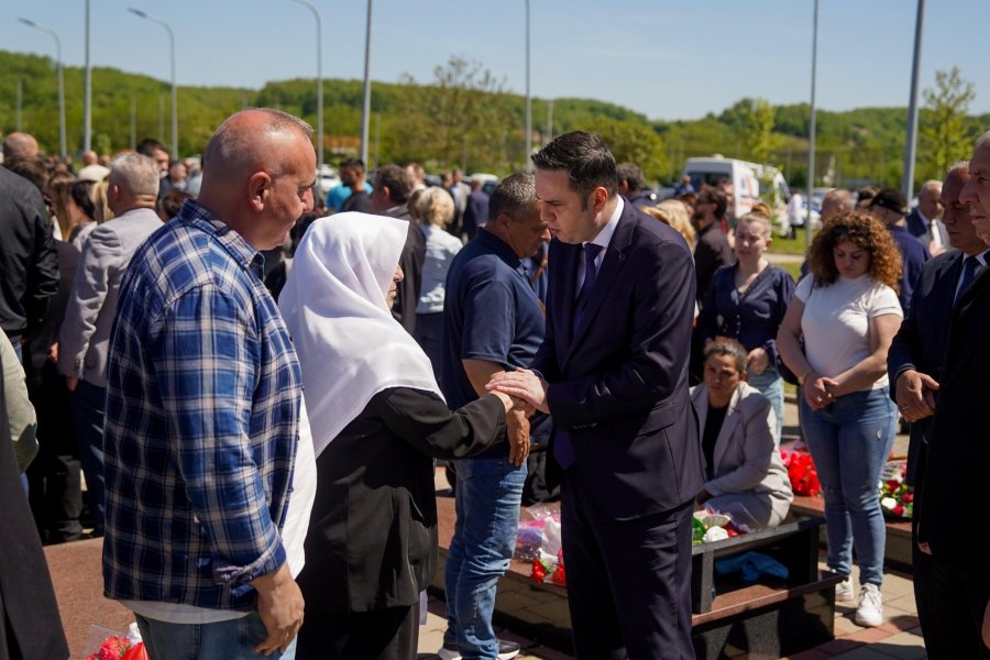 Abdixhiku në Mejë: Kujtesë për masakrën dhe thirrje për drejtësi
