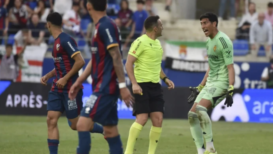 sa-mund-te-denohet-portieri-i-zaragozes-per-grushtin-qe-ia-dha-kundershtarit