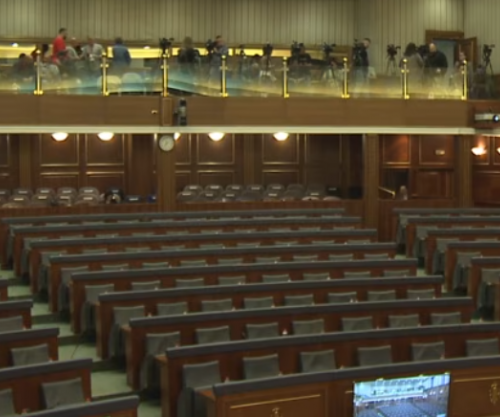 LIVE | Ora 19:00, salla e Kuvendit bosh