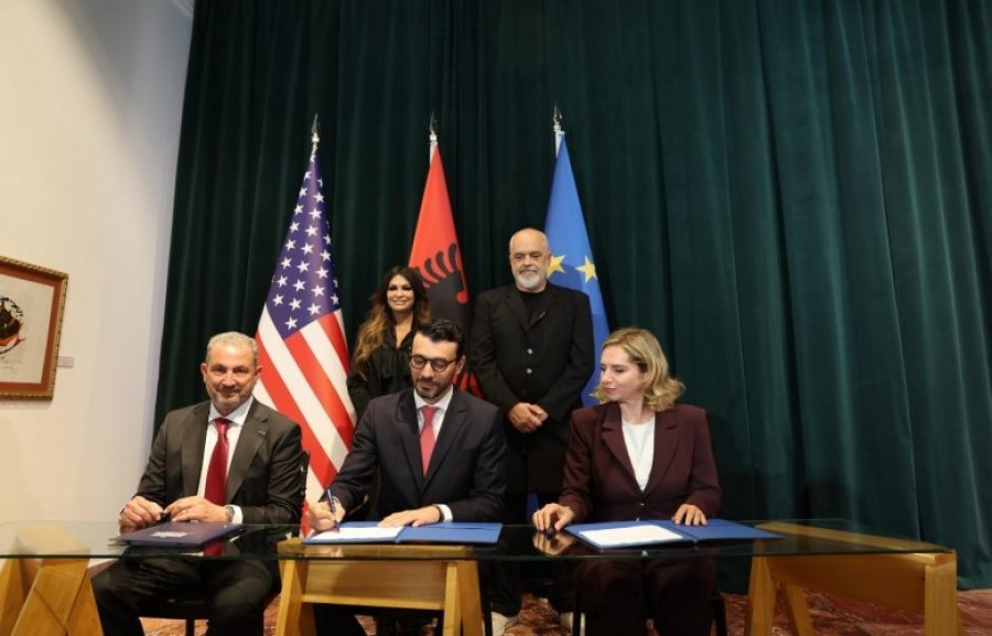 Shqipëri SHBA Greqi  Marrëveshje për hub in energjetik në Vlorë