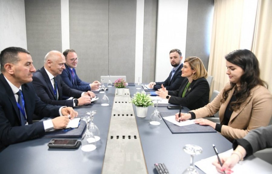 Kusari Lila takoi sekretarin e RCC së  në fokus bashkëpunimi rajonal