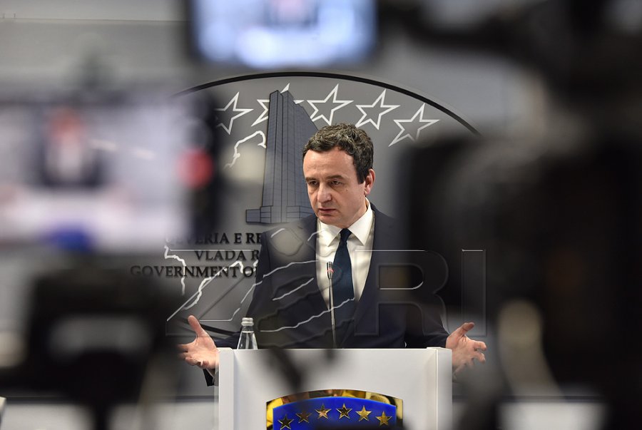 Kurti në konferencë akuzon opozitën për bllokadë: Sjellje antishtetërore dhe mosnjohje e vullnetit qytetar