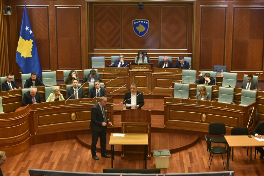 Krejt çka ndodhi mbrëmë në seancën e vonshme për presidentin