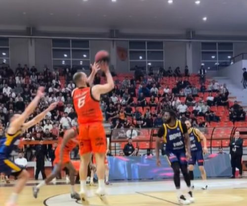 Bashkimi mposht Borën dhe afrohet me finalen