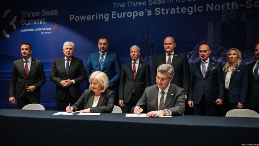 Bosnja dhe Kroacia nënshkruajnë marrëveshje për gazsjellësin  që do të ndërtohet nga amerikanët