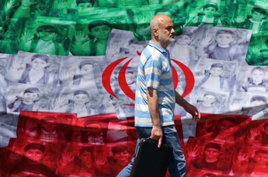 OKB  21 persona janë ekzekutuar dhe katër mijë janë arrestuar në Iran që nga fillimi i luftës